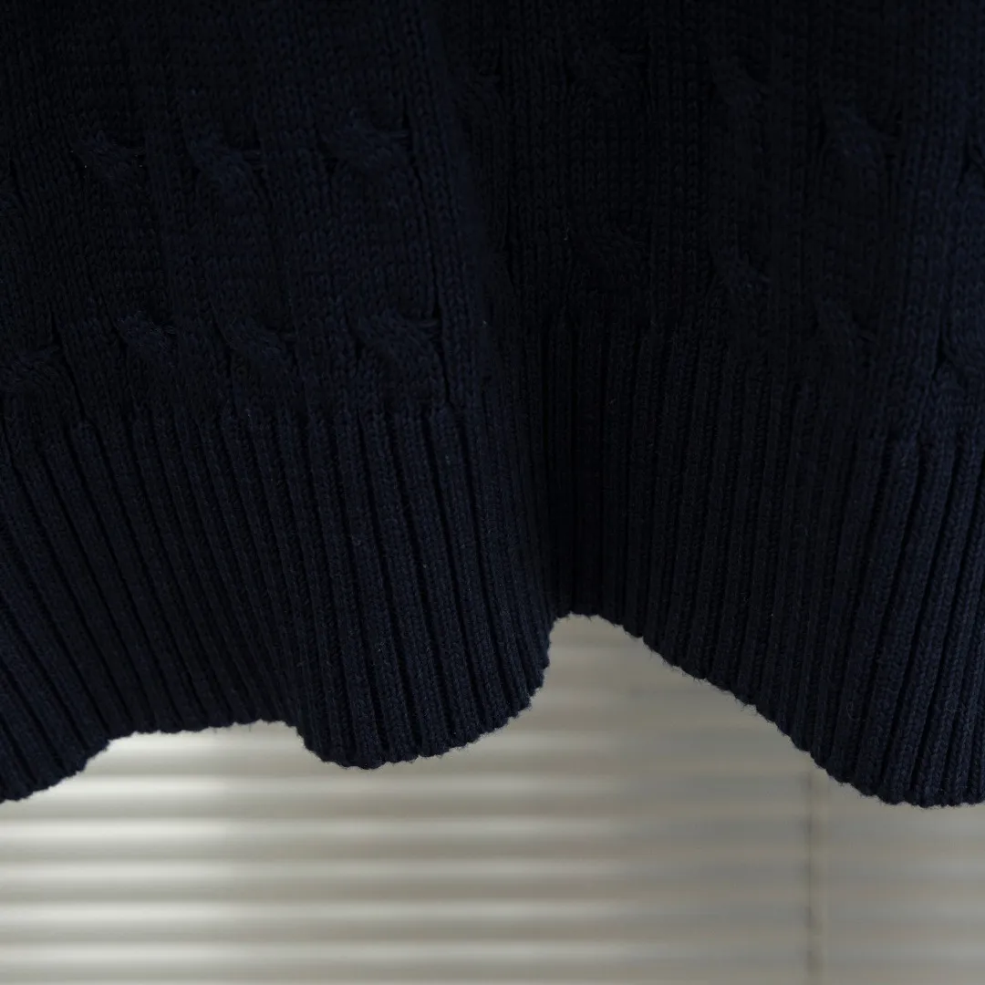 P300 top version (different currencies) You can scan the code to enter the official website Style: Ralph Lauren POLO Ralph Lauren small label embroidery knitted old money style lapel long-sleeved POLO Color: Picture color Size: S-XL Fabric: Pure cotton Accessories: Full set of customized accessories No gender distinction, same style for men and women
